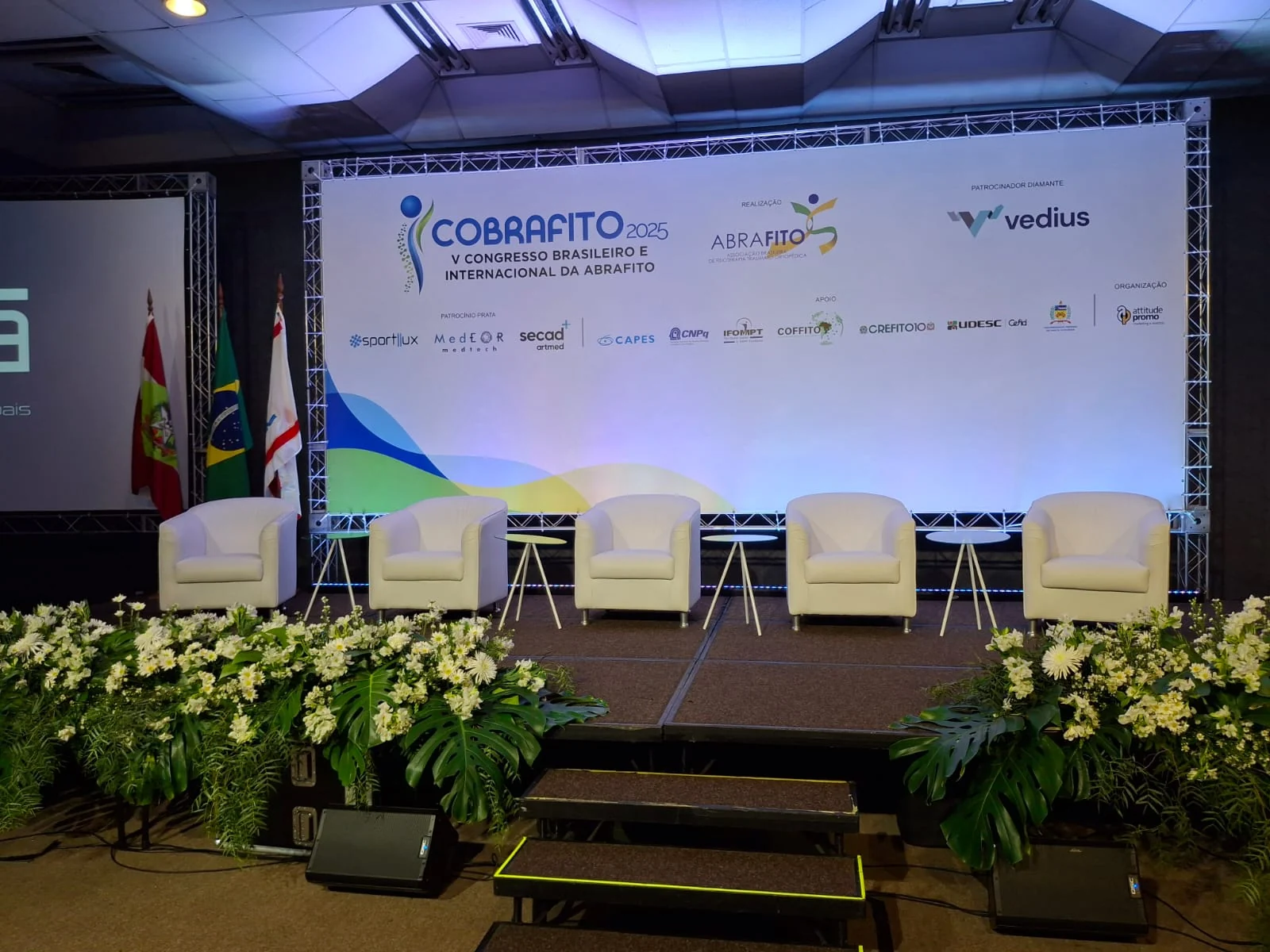 Palco do Congresso Brasileiro e Internacional da ABRAFITO em 2025