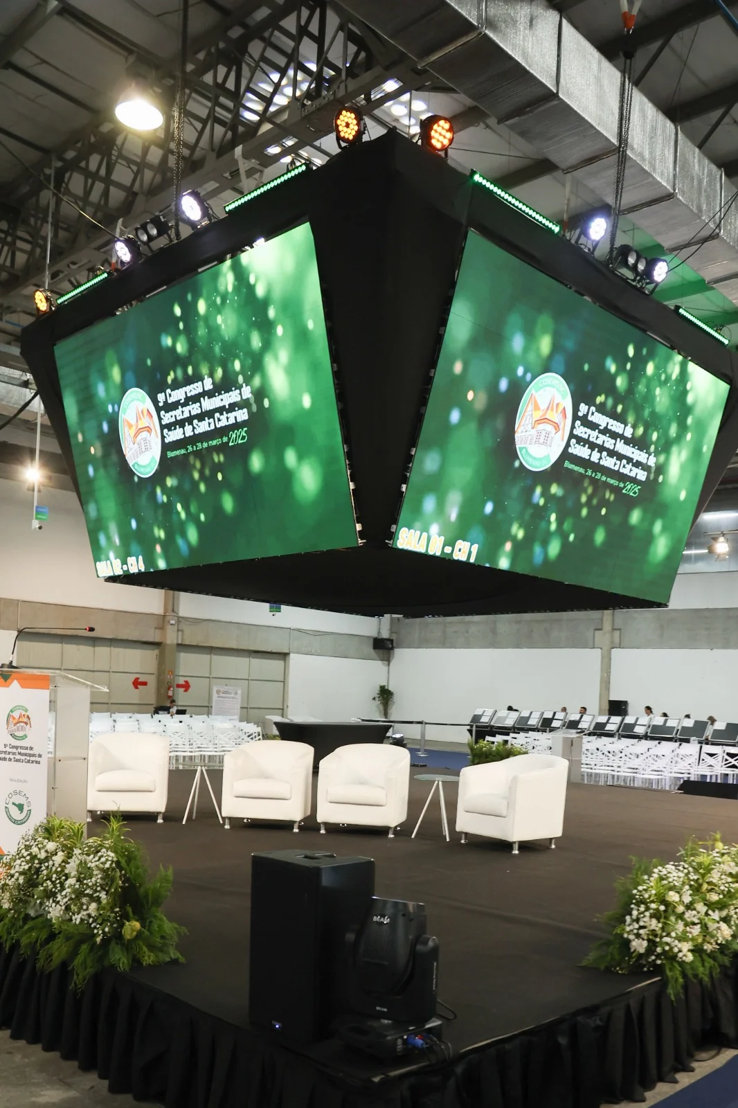 Palco do Congresso COSEMS-SC de 2025